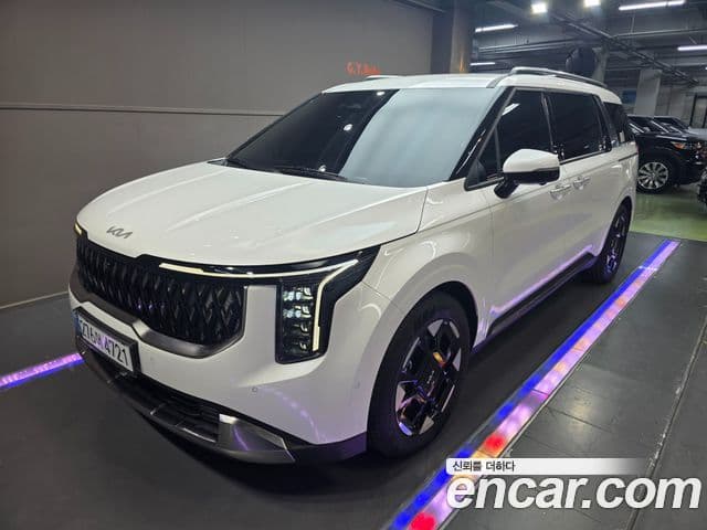 Kia Carnival 2024 — ფოტო 10/20