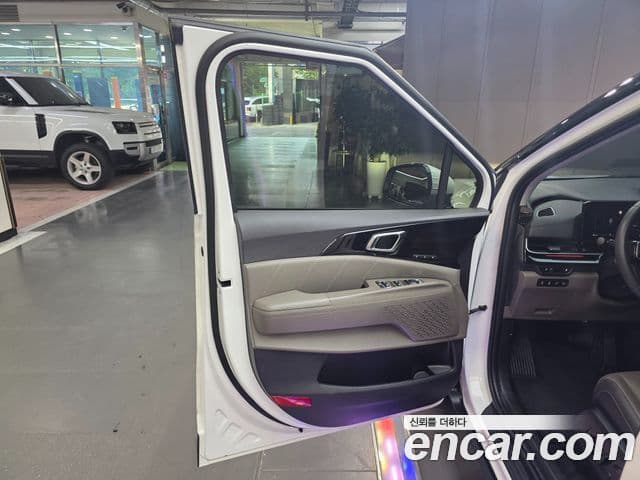 Kia Carnival 2024 — ფოტო 12/20