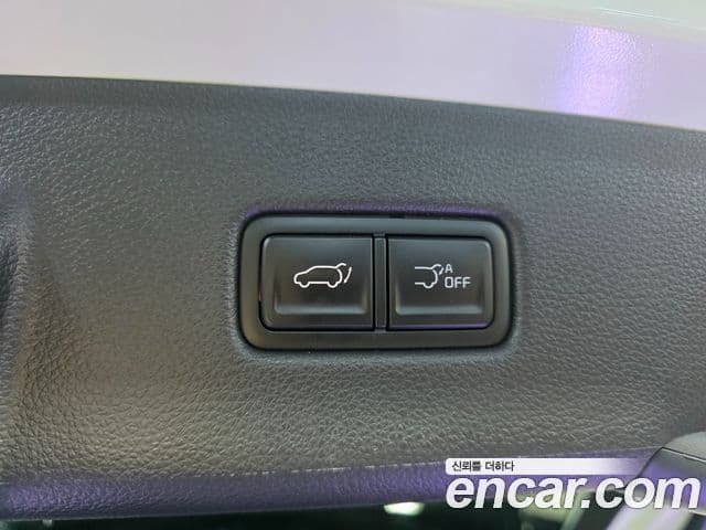 Kia Carnival 2024 — ფოტო 14/20