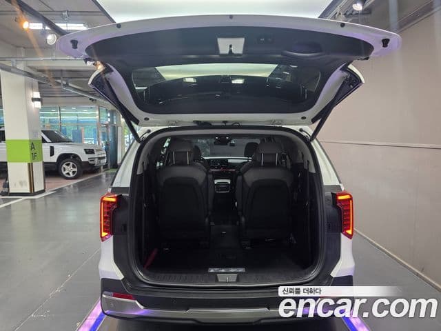 Kia Carnival 2024 — ფოტო 20/20