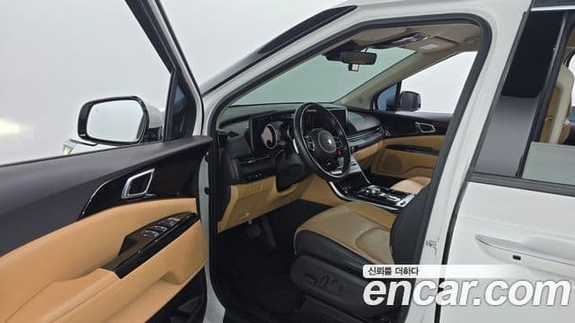 Kia Carnival 2021 — Фото 10/20