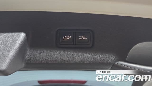 Kia Carnival 2021 — Фото 15/20