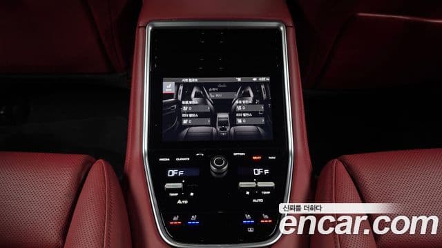 Porsche Panamera 2018 — Photo 15/31