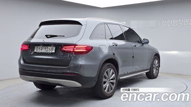 Mercedes-Benz GLC-Class 2018 — Şəkil 13/20