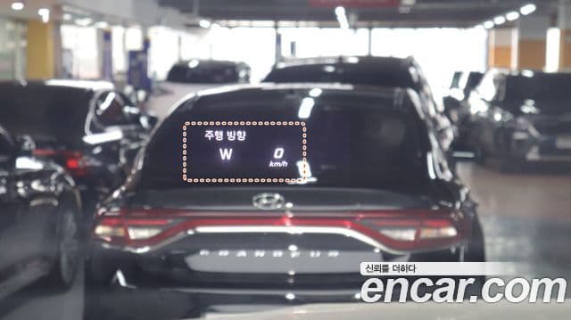 Mercedes-Benz GLC-Class 2018 — Şəkil 20/20