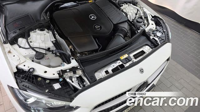Mercedes-Benz C-Class 2023 — ფოტო 6/20