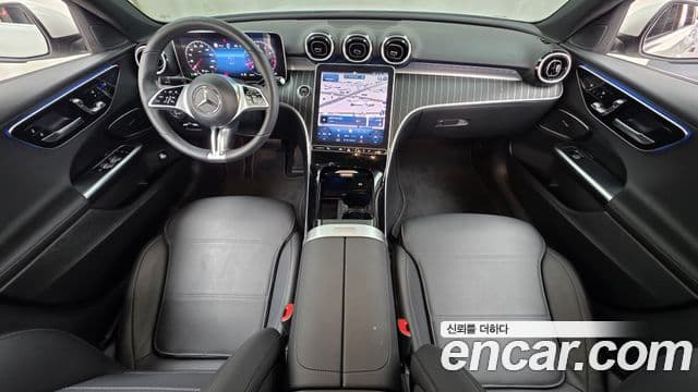 Mercedes-Benz C-Class 2023 — ფოტო 7/20