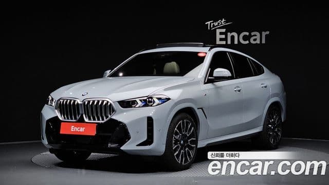 BMW X6 2025 — Фото 1/20