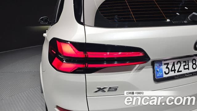 BMW X5 2024 — Photo 17/34