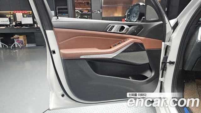 BMW X5 2024 — Photo 33/34