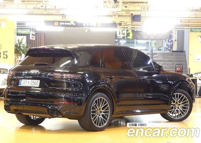 Porsche Cayenne 2022 — Şəkil 1/20