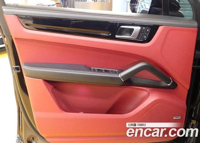 Porsche Cayenne 2022 — Şəkil 10/20