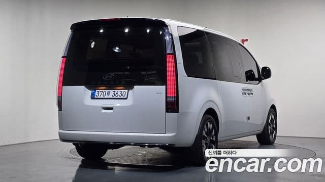 Hyundai Staria 2024 — Şəkil 2/20