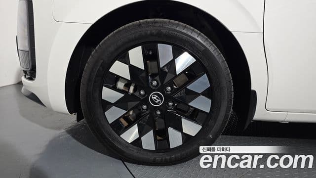 Hyundai Staria 2024 — Şəkil 5/20