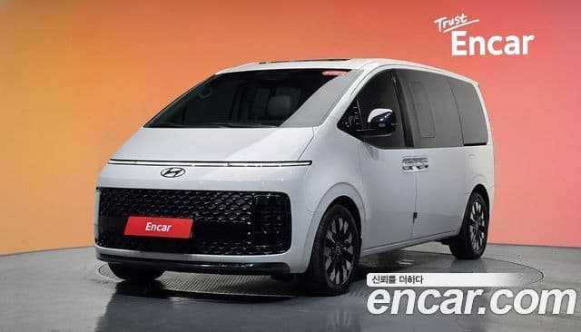 Hyundai Staria 2024 — Şəkil 1/20