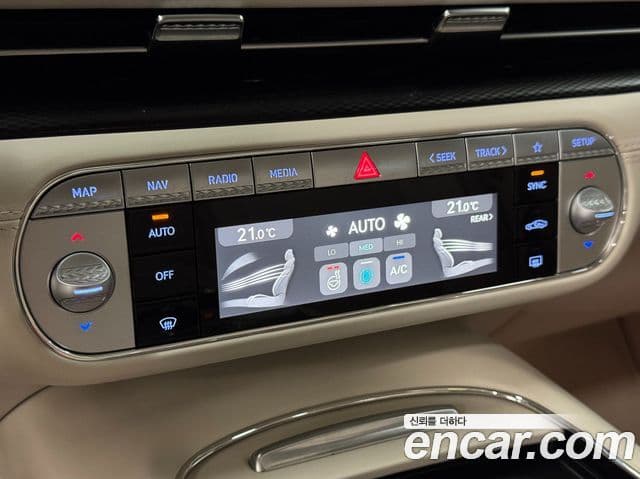 Genesis G90 2023 — ფოტო 15/20