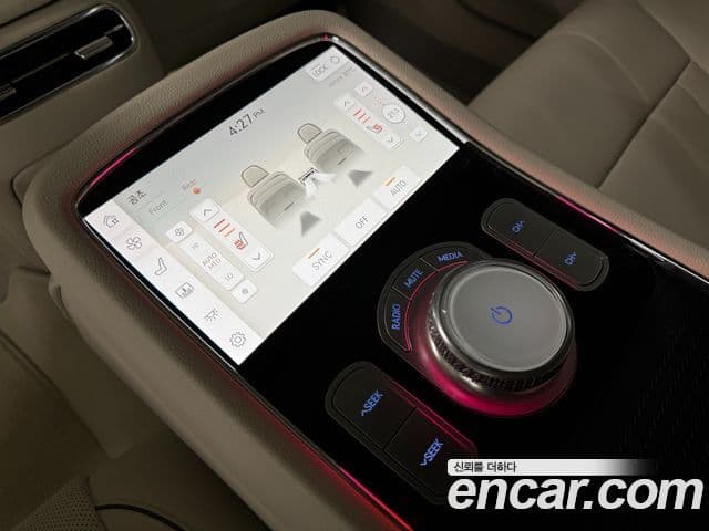 Genesis G90 2023 — ფოტო 16/20