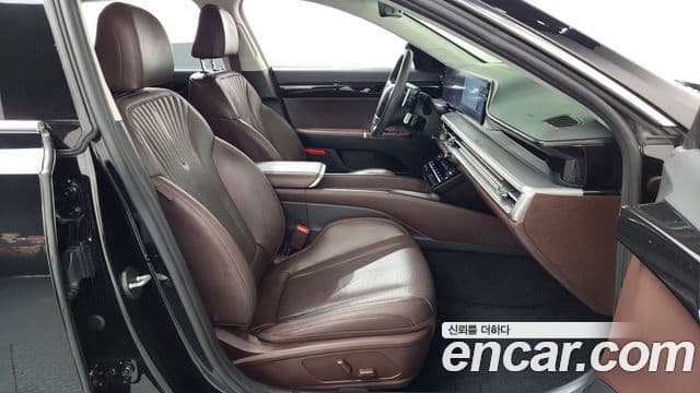 Hyundai Grandeur Hybrid 2023 — ფოტო 28/34