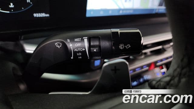 Hyundai Grandeur Hybrid 2023 — ფოტო 23/34