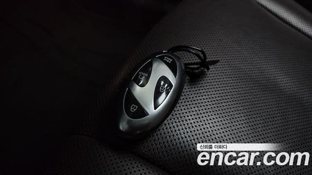 Hyundai Grandeur Hybrid 2023 — ფოტო 4/34