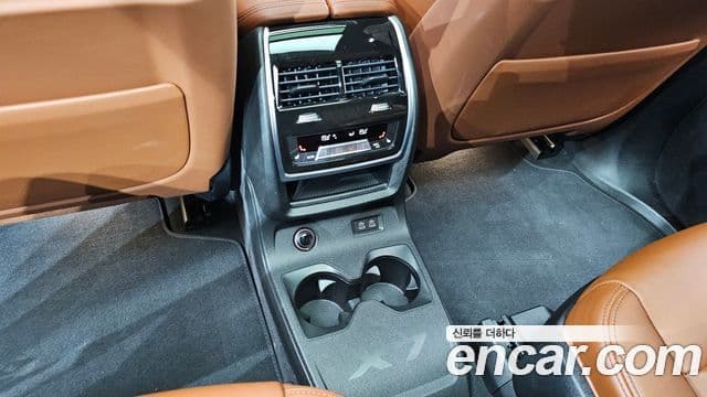BMW X7 2024 — Şəkil 19/20