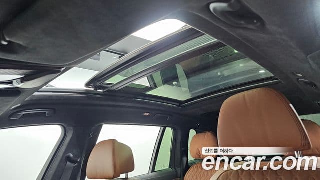 BMW X7 2024 — Photo 18/34