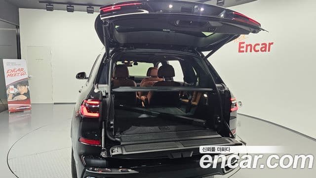 BMW X7 2024 — Photo 2/34