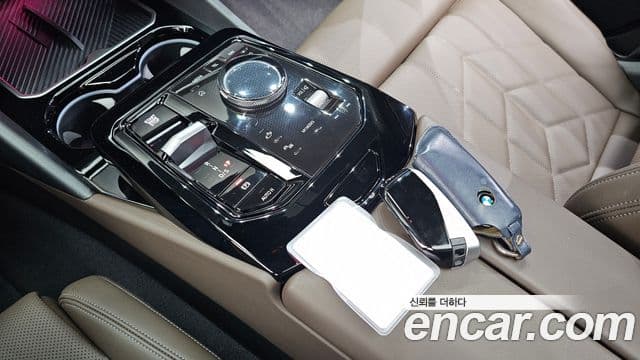 BMW 5 Series 2024 — Şəkil 9/20
