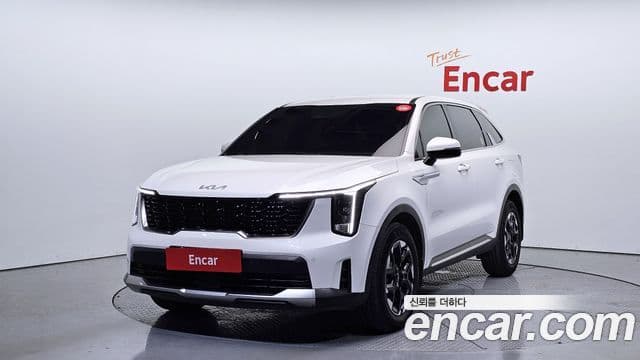 Kia Sorento 2023 — ფოტო 1/20