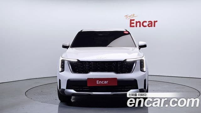 Kia Sorento 2023 — ფოტო 3/20