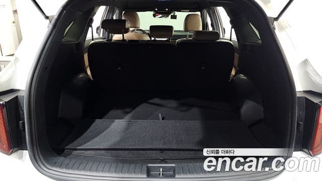 Kia Sorento 2023 — ფოტო 18/20
