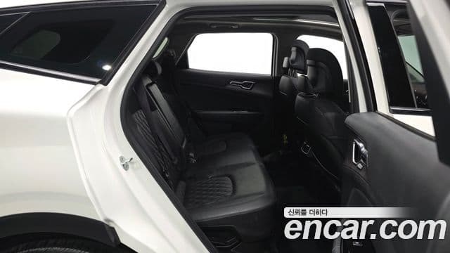 Kia Sportage 2022 — Фото 12/20