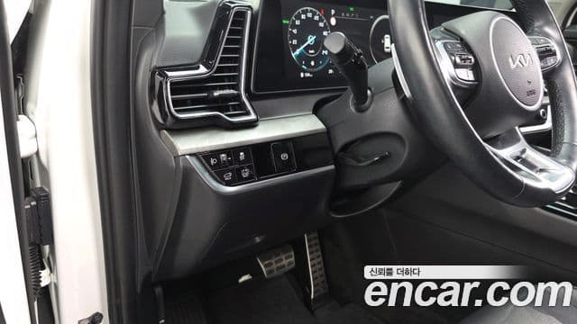 Kia Sportage 2022 — Фото 13/20