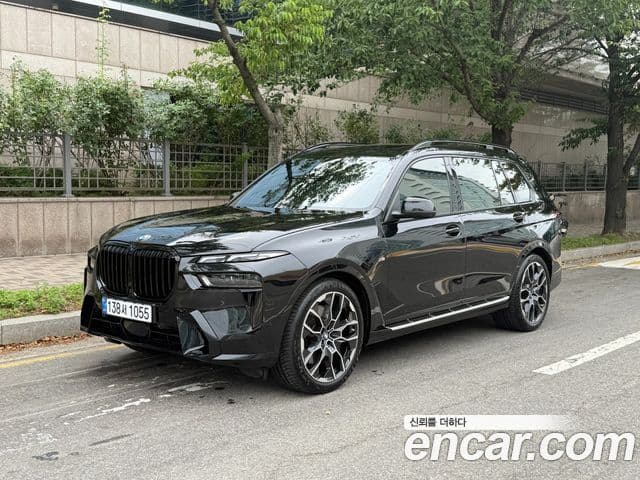 BMW X7 2025 — ფოტო 10/20