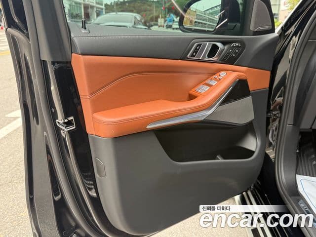 BMW X7 2025 — ფოტო 5/20