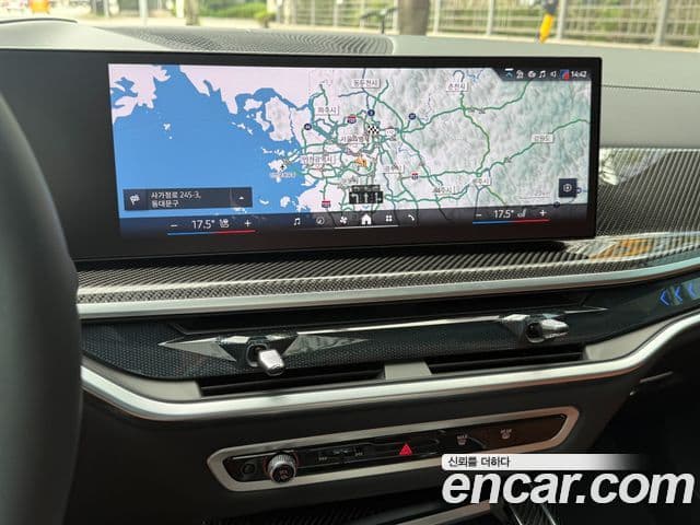 BMW X7 2025 — ფოტო 14/20