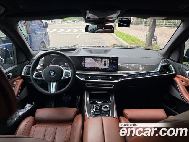 BMW X7 2025 — ფოტო 17/20