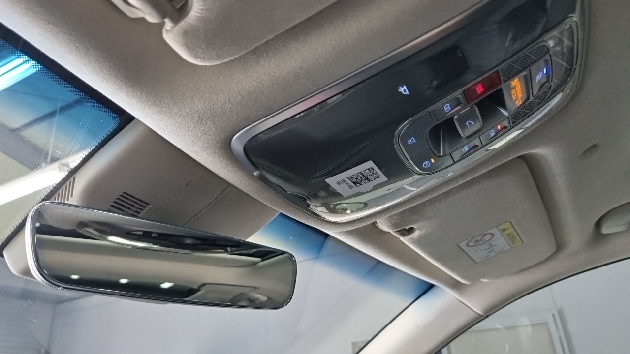 Genesis GV80 2023 — ფოტო 14/18