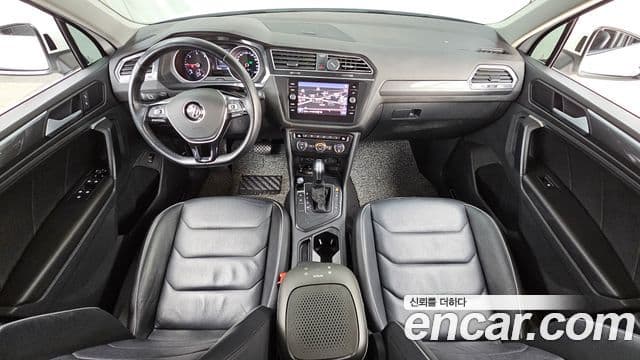 Volkswagen Tiguan 2020 — Şəkil 7/20