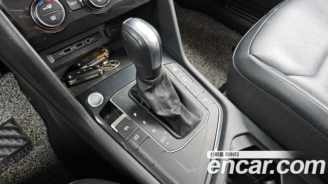 Volkswagen Tiguan 2020 — Şəkil 9/20
