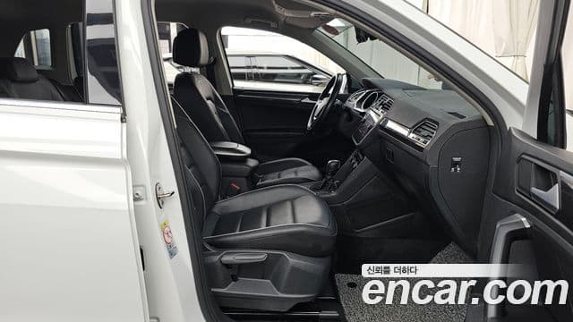 Volkswagen Tiguan 2020 — Şəkil 11/20
