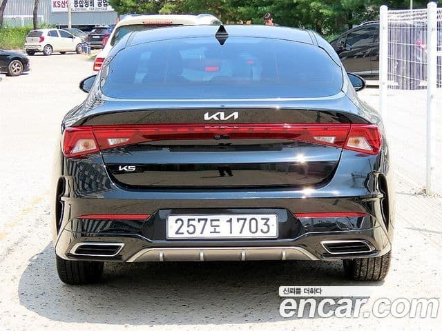 Kia K5 2023 — Şəkil 3/19