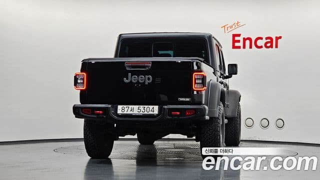 Jeep Gladiator 2021 — Şəkil 4/20