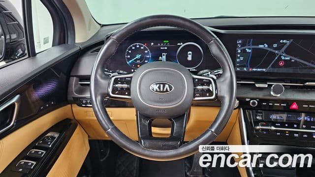 Kia Carnival 2020 — Фото 13/20