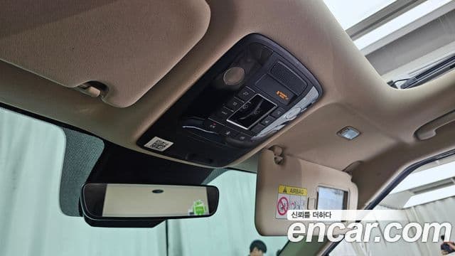 Kia Carnival 2020 — Фото 17/20