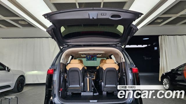 Kia Carnival 2020 — Фото 20/20