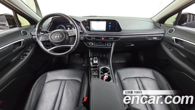 Hyundai Sonata 2022 — Фото 7/20