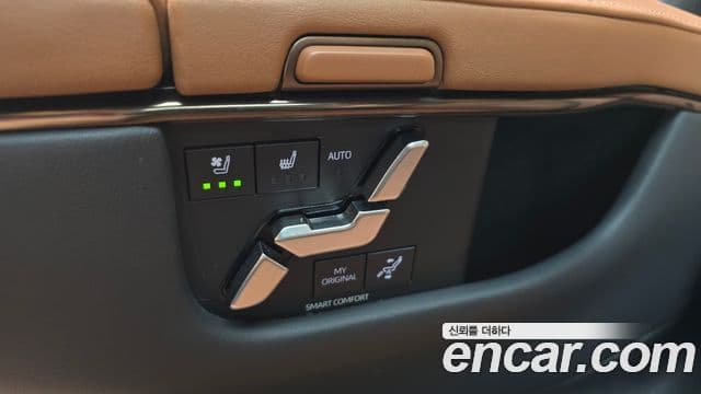 Toyota Alphard 2024 — Фото 19/20