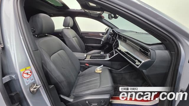 Audi A6 2021 — фото 10 из 20