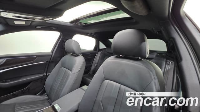 Audi A6 2021 — фото 12 из 20